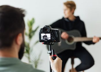 The Art of Composition in Photography: Guidelines and Techniques