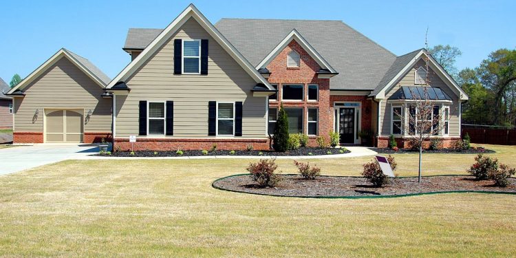 The Rise of Minimalism: How Less is Becoming More in Home Decor