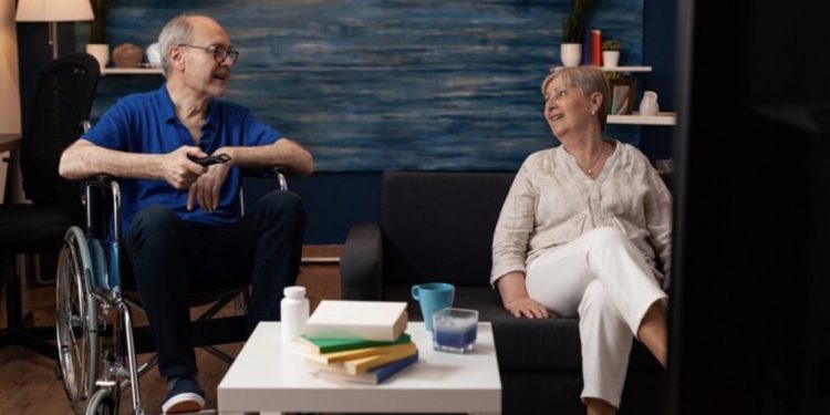 Why Hiring Live-In Caregivers for Seniors Beats Nursing Homes in Quality of Life